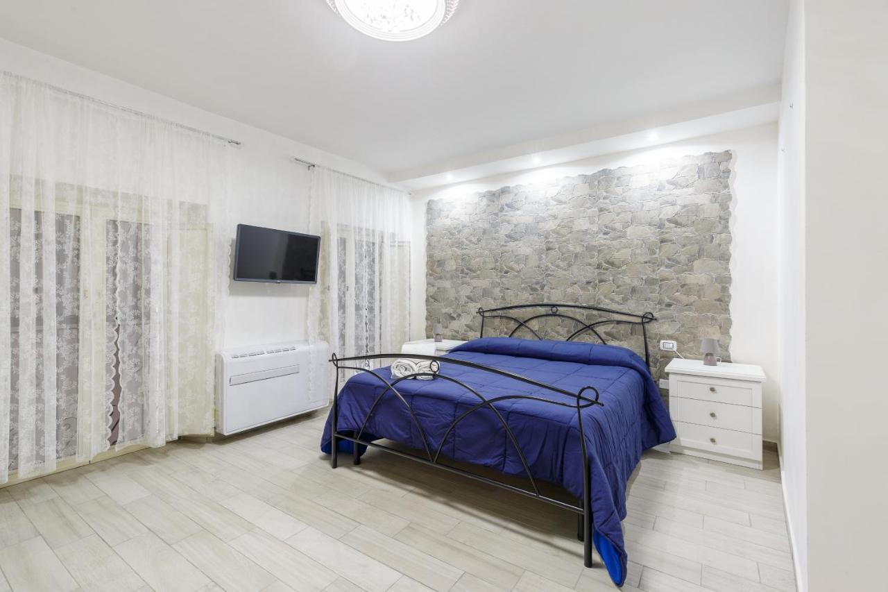 Nilo 1 - Shelter In The Center By Napoliapartments * Naples