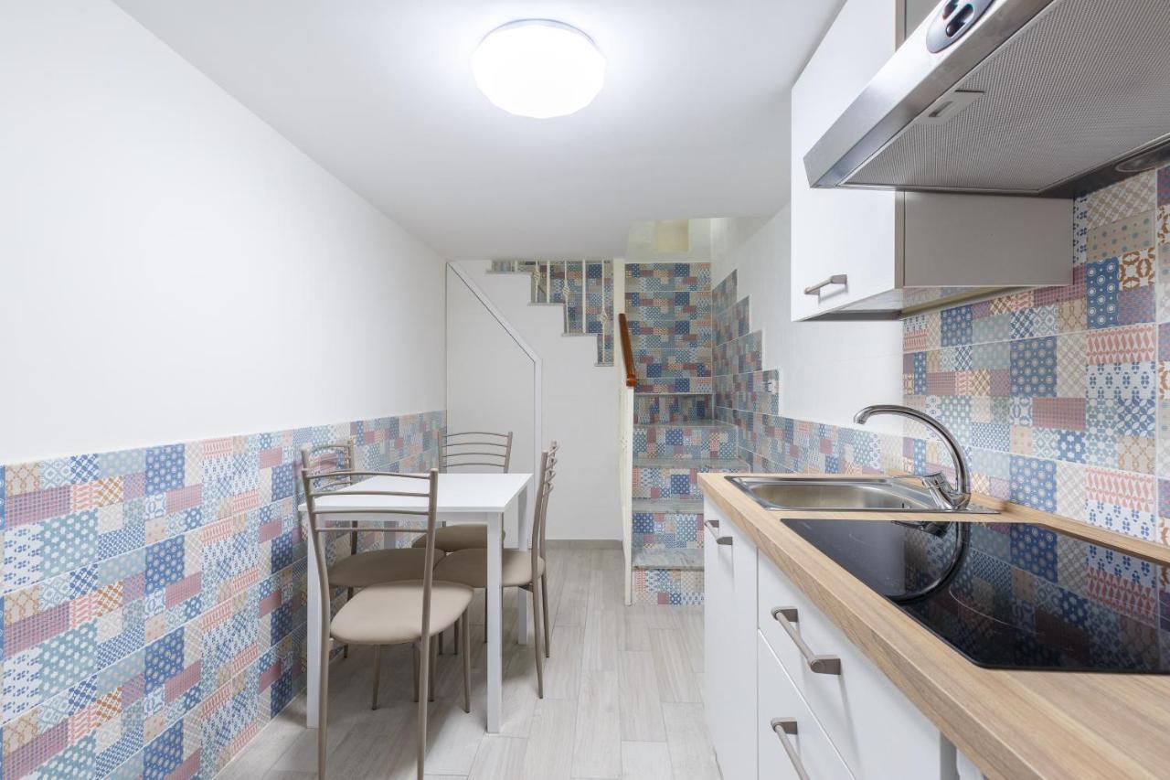 Nilo 1 - Shelter In The Center By Napoliapartments Naples